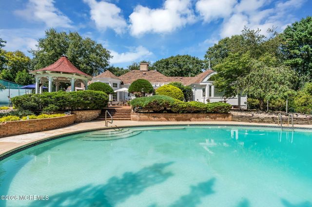 9 Wellington Court, Colts Neck, NJ 07722