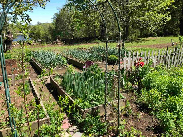 2381 East Washington Road, Washington, NH 03280