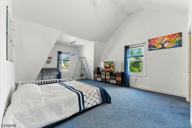 53 Oakwood Ave, Kearny Town, NJ 07032