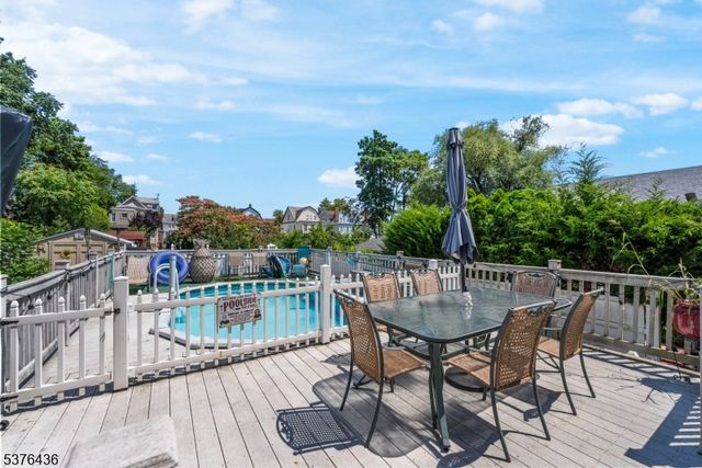 53 Oakwood Ave, Kearny Town, NJ 07032