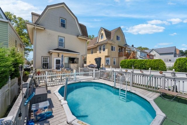 53 Oakwood Ave, Kearny Town, NJ 07032