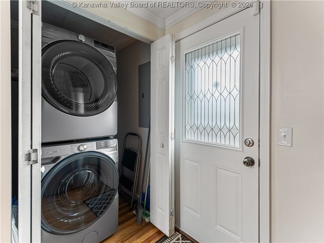 1210 12th Street, Nitro, WV 25143