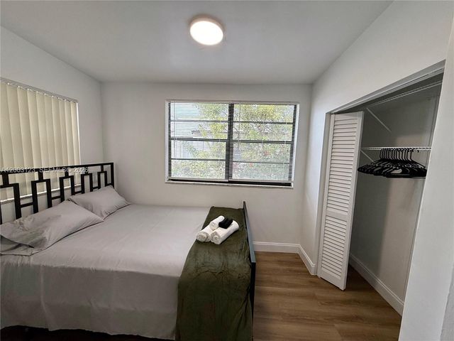 864 80th St 1, Miami Beach, FL 33141