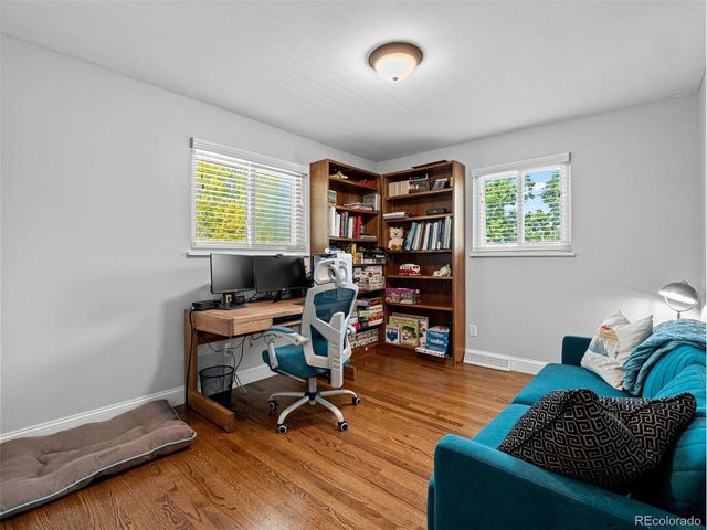 7329 S Tamarac Ct, Englewood, CO 80112