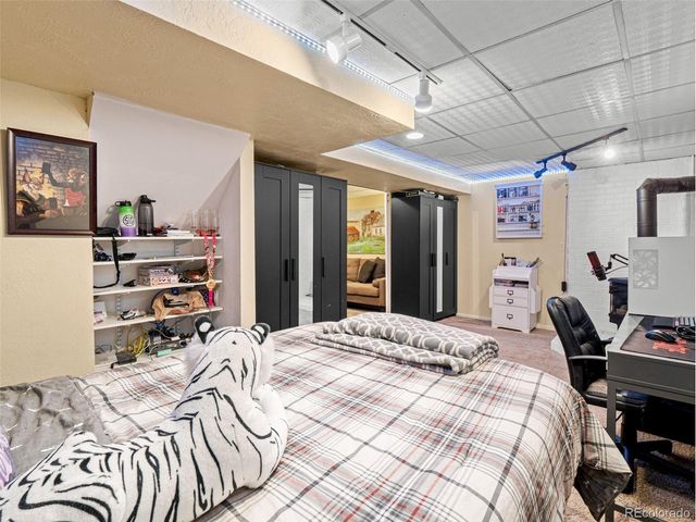 7329 S Tamarac Ct, Englewood, CO 80112