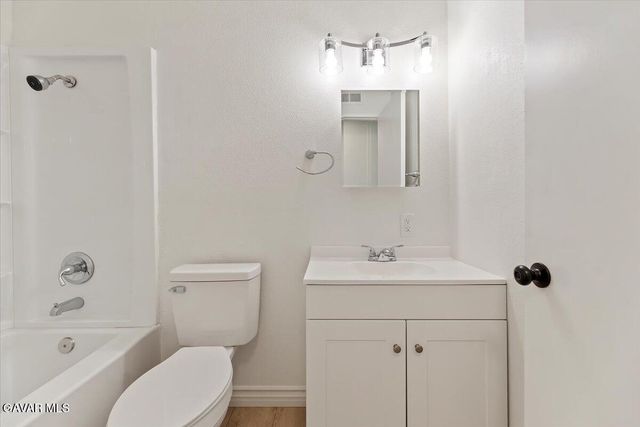 6042 Cahuilla Ave Avenue, Twentynine Palms, CA 92277