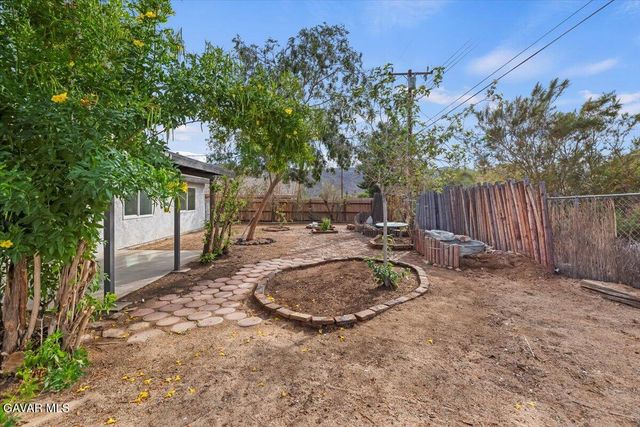 6042 Cahuilla Ave Avenue, Twentynine Palms, CA 92277