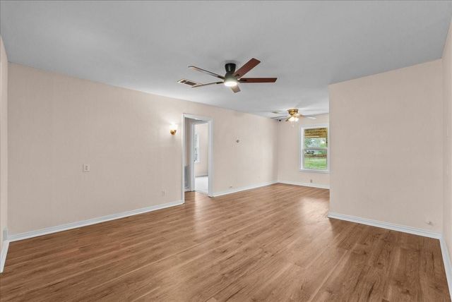 909 Tarpey Road, Texas City, TX 77591