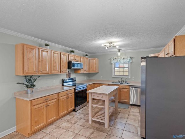 17745 Quinn Road, Athens, AL 35611