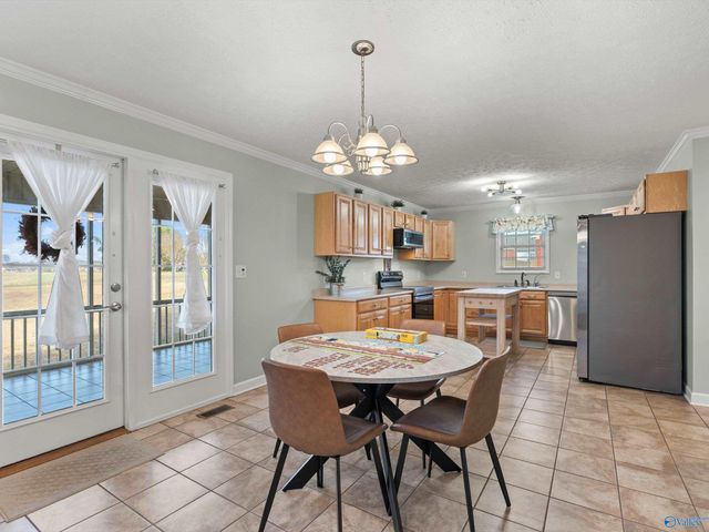 17745 Quinn Road, Athens, AL 35611