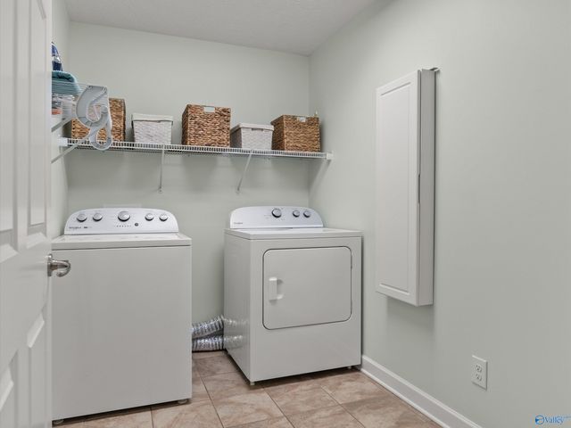 17745 Quinn Road, Athens, AL 35611