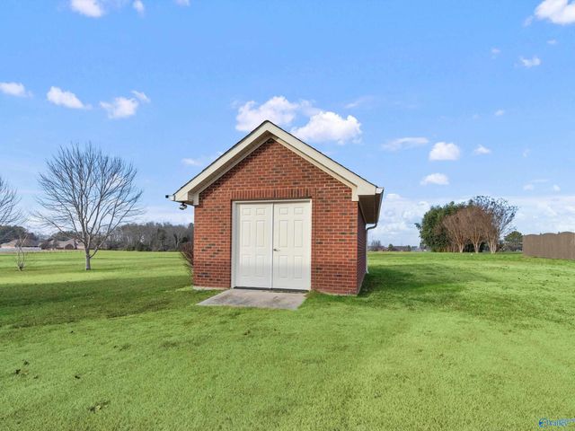 17745 Quinn Road, Athens, AL 35611