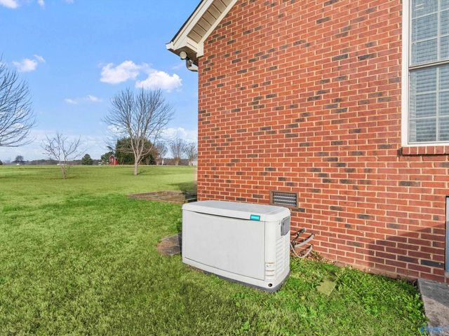 17745 Quinn Road, Athens, AL 35611