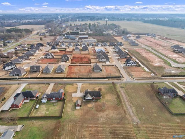 17745 Quinn Road, Athens, AL 35611