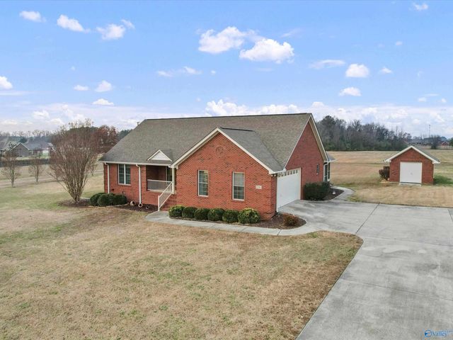 17745 Quinn Road, Athens, AL 35611