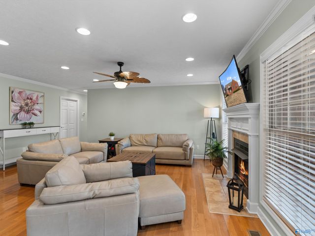 17745 Quinn Road, Athens, AL 35611