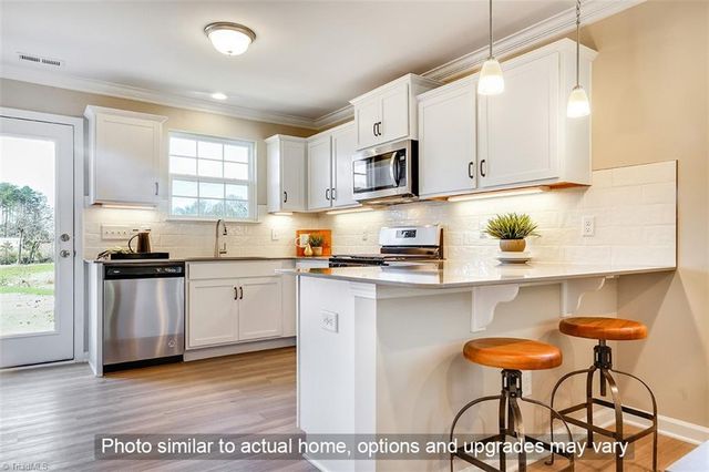 910 Elderberry Way 70, Greensboro, NC 27410