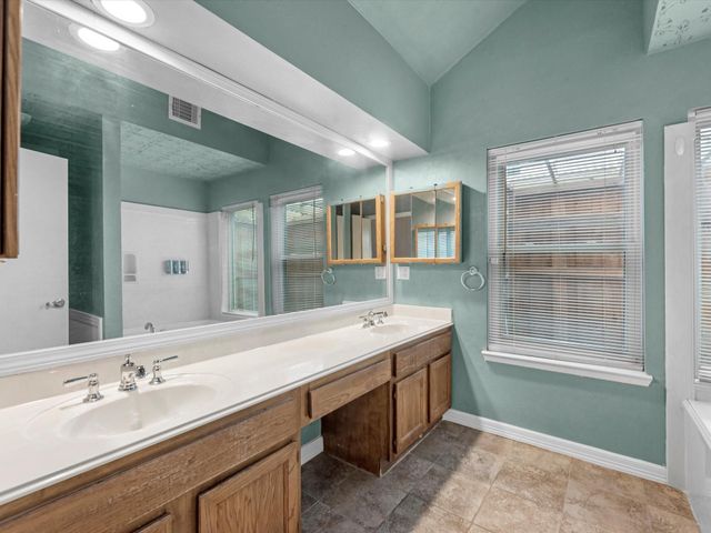 7735 Leafbrook Lane, Spring, TX 77379