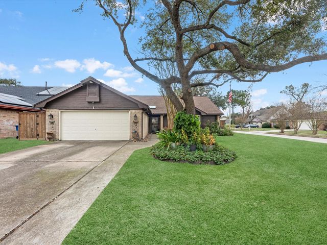7735 Leafbrook Lane, Spring, TX 77379