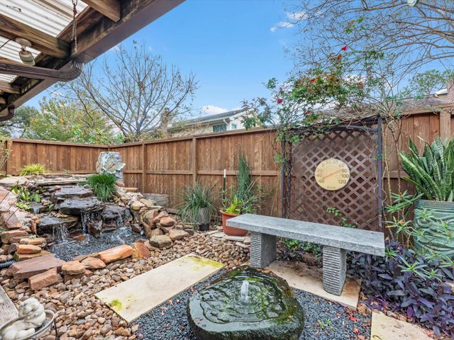 7735 Leafbrook Lane, Spring, TX 77379