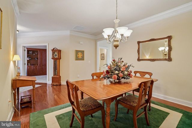 5122 CURRAN CREEK DR, Haymarket, VA 20169