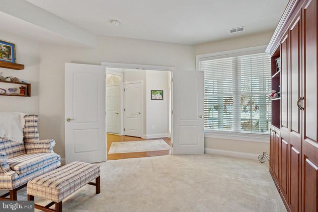 5122 CURRAN CREEK DR, Haymarket, VA 20169