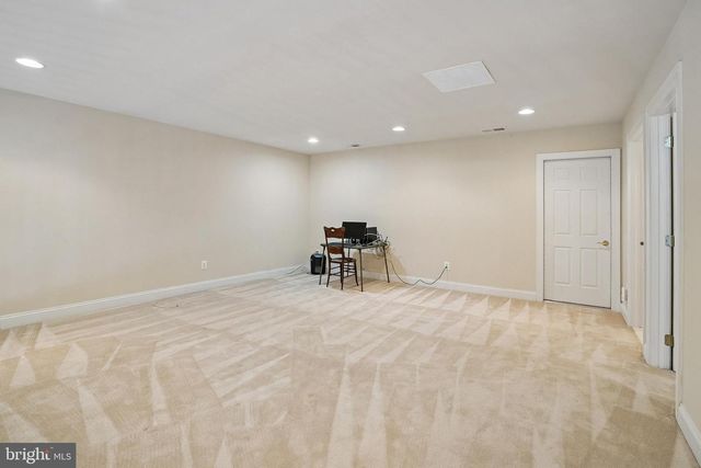 5122 CURRAN CREEK DR, Haymarket, VA 20169