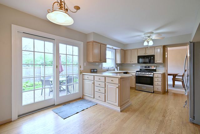 1408 Colony Court, Lombard, IL 60148