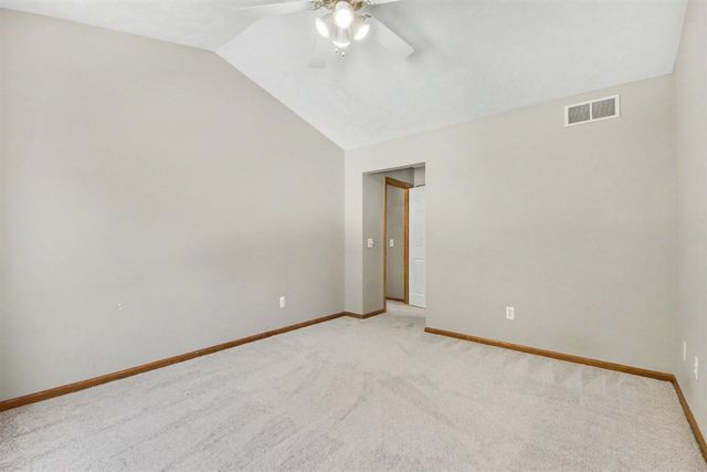 1090 Cumberland Avenue, Lowell, MI 49331