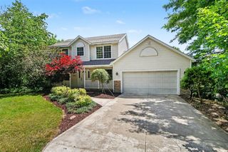 1090 Cumberland Avenue, Lowell, MI 49331