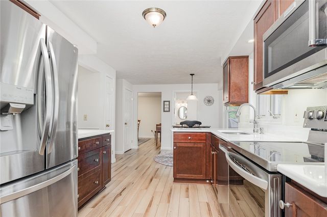 602 Kayleigh Drive, Webster, NY 14580