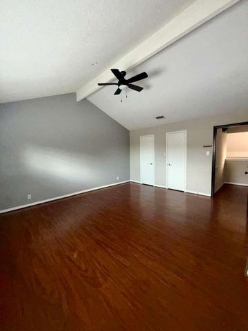 9353 Westwood Village 42, Houston, TX 77036