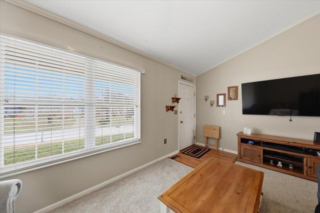 6921 Shadowridge Court, Florence, KY 41042