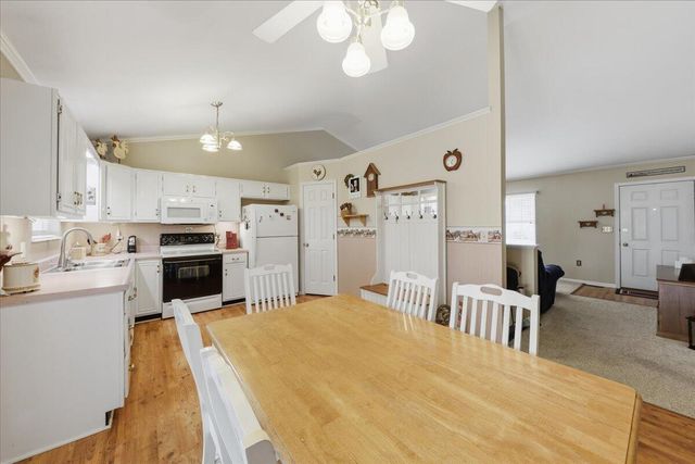 6921 Shadowridge Court, Florence, KY 41042