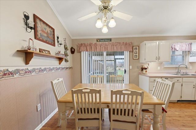 6921 Shadowridge Court, Florence, KY 41042