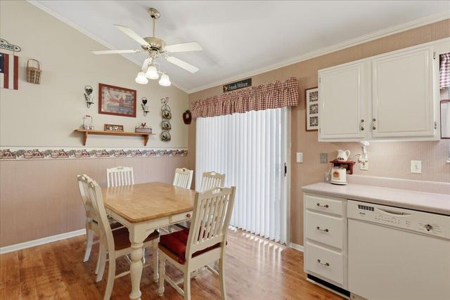 6921 Shadowridge Court, Florence, KY 41042