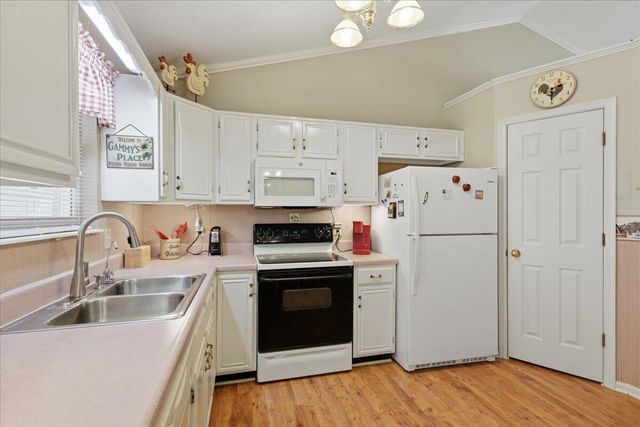 6921 Shadowridge Court, Florence, KY 41042