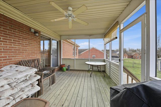 6921 Shadowridge Court, Florence, KY 41042