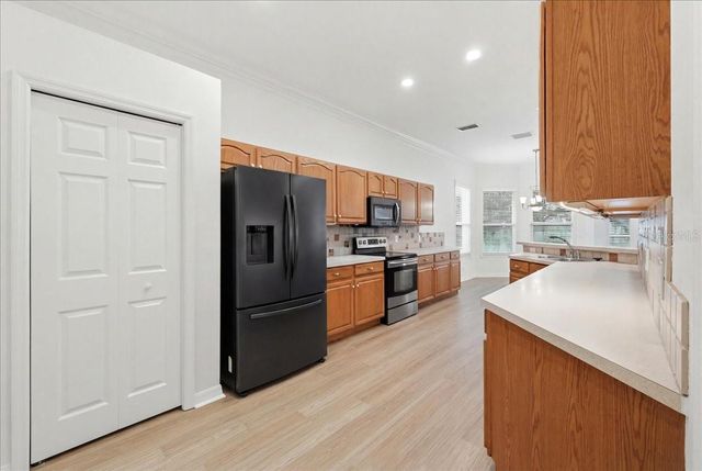 6760 LAKE CLARK DRIVE, Lakeland, FL 33813