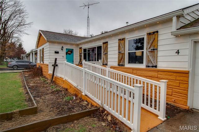 4 6th Street, Carrollton, IL 62016