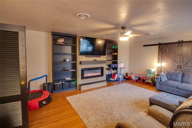 4 6th Street, Carrollton, IL 62016