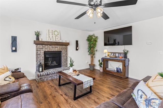 228 Red Maple Court, Hillsboro, MO 63050