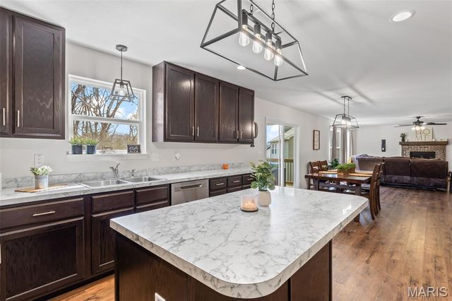 228 Red Maple Court, Hillsboro, MO 63050