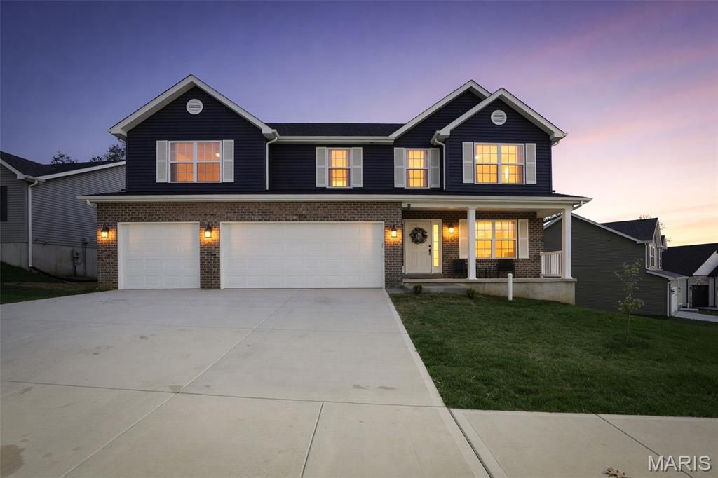 228 Red Maple Court, Hillsboro, MO 63050