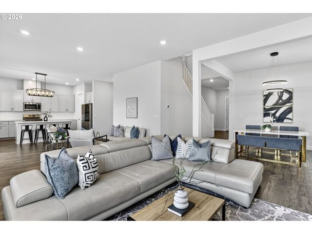 15409 Nw ORCHID St, Portland, OR 97229