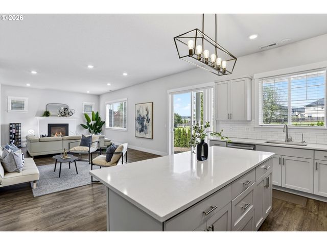 15409 Nw ORCHID St, Portland, OR 97229
