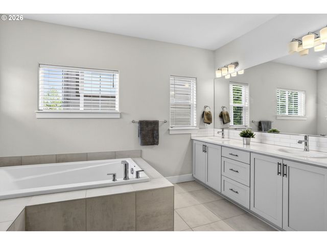 15409 Nw ORCHID St, Portland, OR 97229