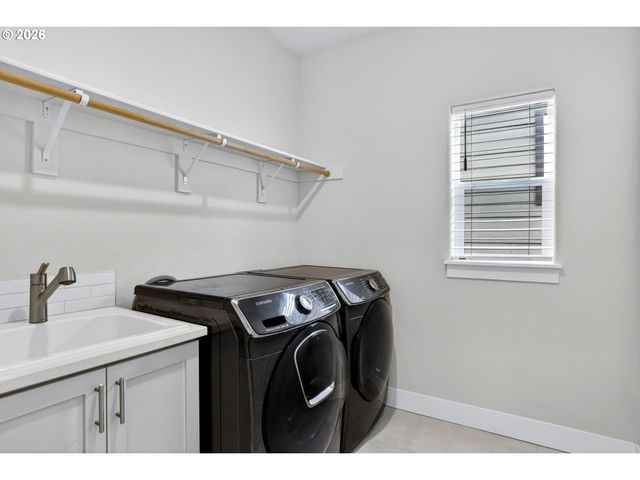15409 Nw ORCHID St, Portland, OR 97229