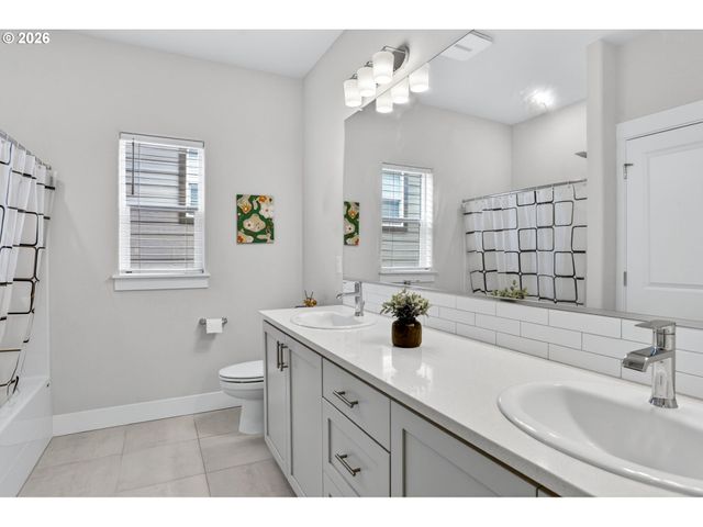 15409 Nw ORCHID St, Portland, OR 97229