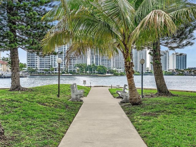 301 174th St 2205, Sunny Isles Beach, FL 33160